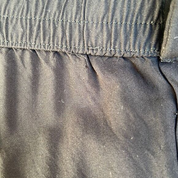 Banana Republic Women's Black Elastic Waist Jogger Pants Size Medium Petite - Picture 9 of 9